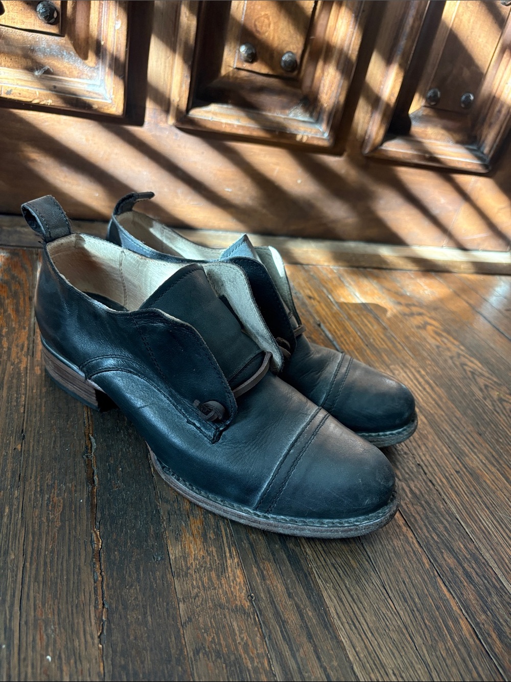 freebird Black Leather Chukka Boots